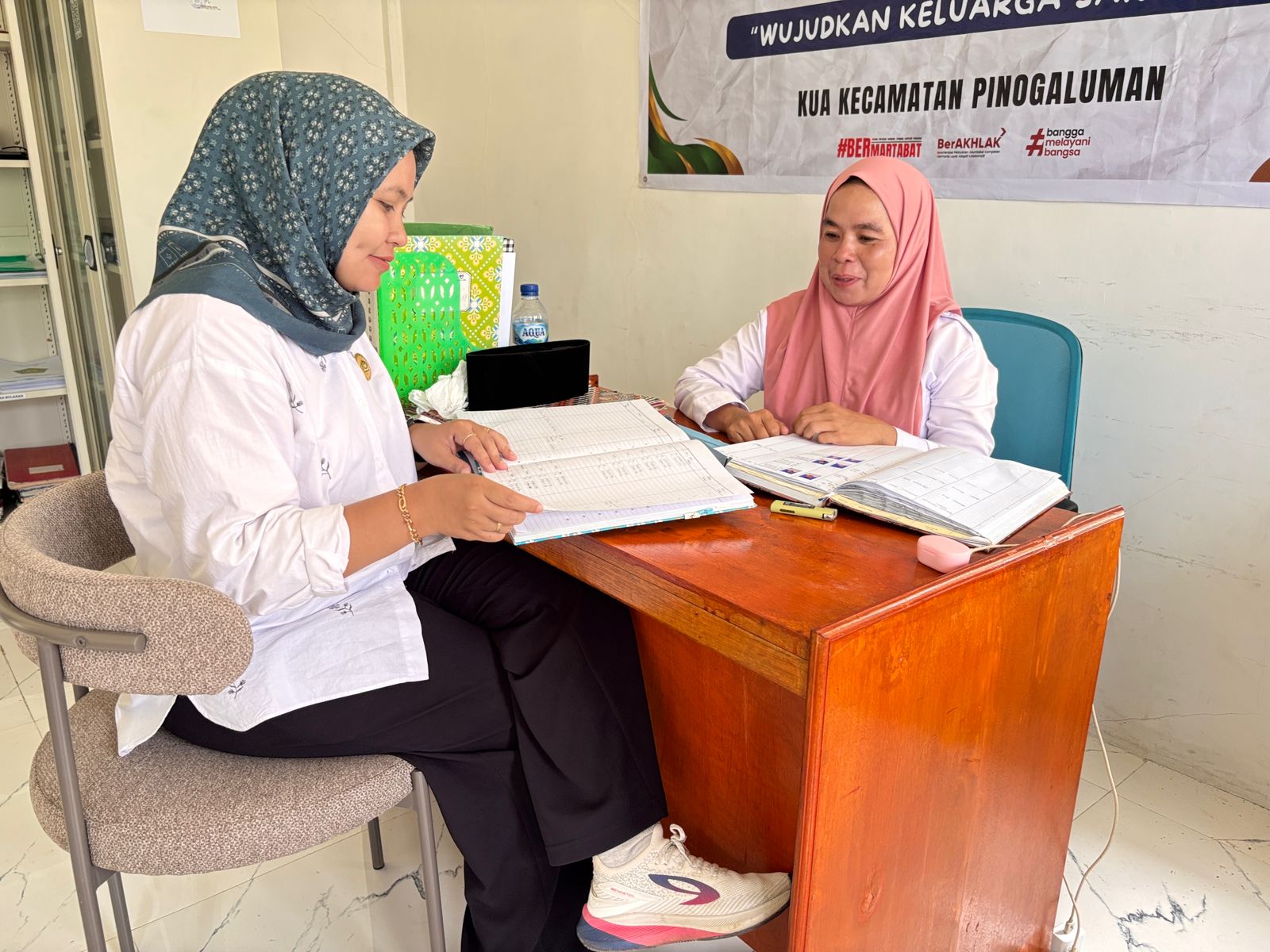 Supervisi Bimas Islam di KUA Pinogaluman, Tingkatkan Kinerja dan Layanan Keagamaan